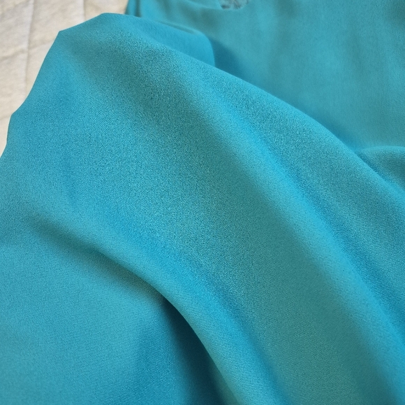 Guess Silk Turquoise Top - Picture 9 of 11